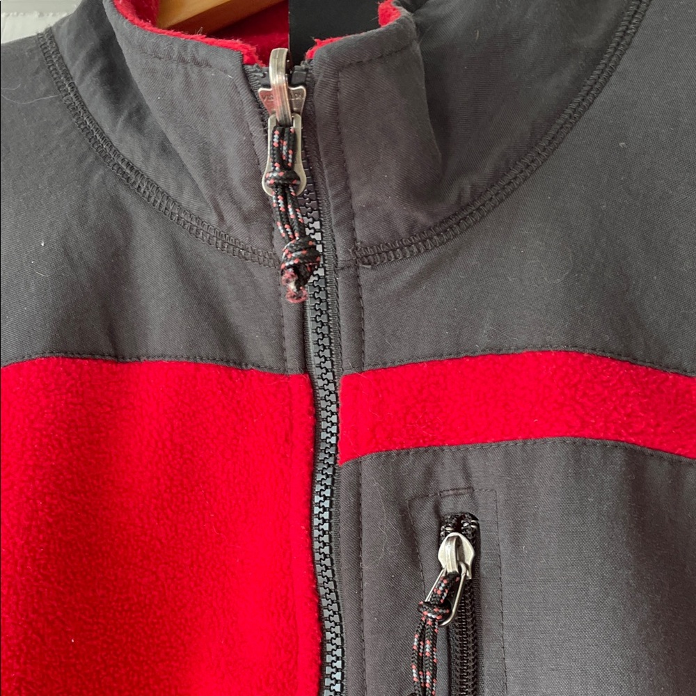 Helly Hansen Red and Black Outdoor Fleece - Picture 3 of 8